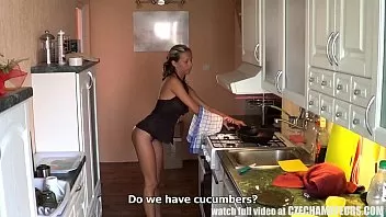 Русская блондинка снялась в частном порно