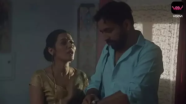 Красавчик в годах занимается дома сексом с женой у которой большие сиськи